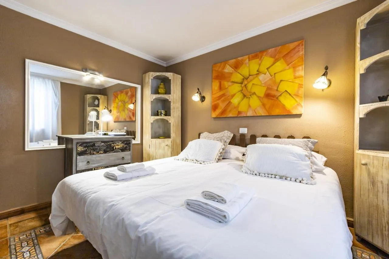 Bonito Y Acogedor Apartamento Con Terraza Los Realejos 0*,  Spain