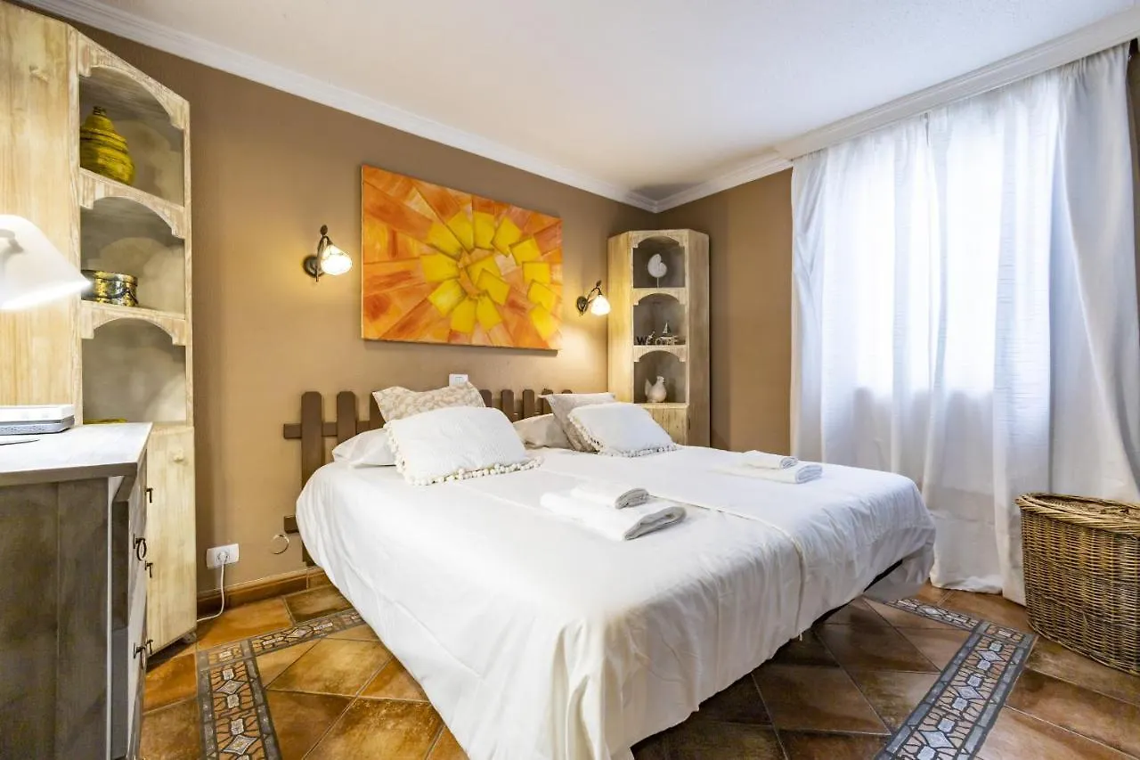 Bonito Y Acogedor Apartamento Con Terraza Los Realejos 0*,  Espanha